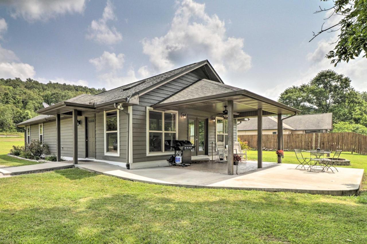 Mountain Home Cottage With Deck On White River! Gassville Esterno foto