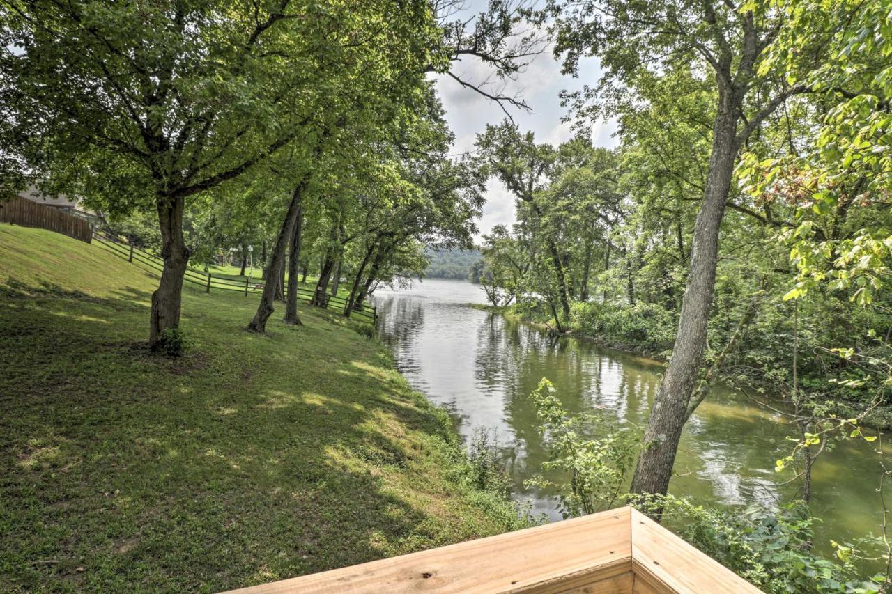 Mountain Home Cottage With Deck On White River! Gassville Esterno foto