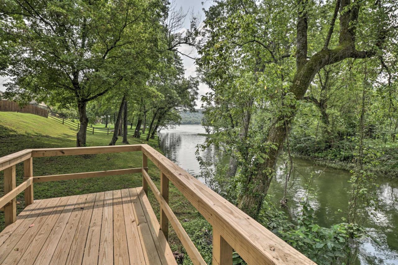 Mountain Home Cottage With Deck On White River! Gassville Esterno foto