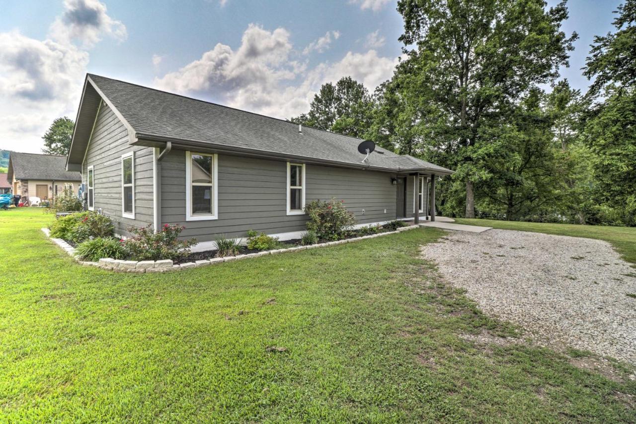 Mountain Home Cottage With Deck On White River! Gassville Esterno foto